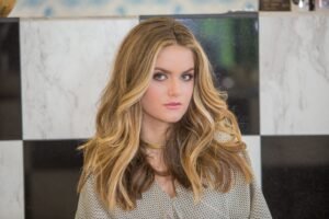 Get Beachy Waves in 5 minutes
